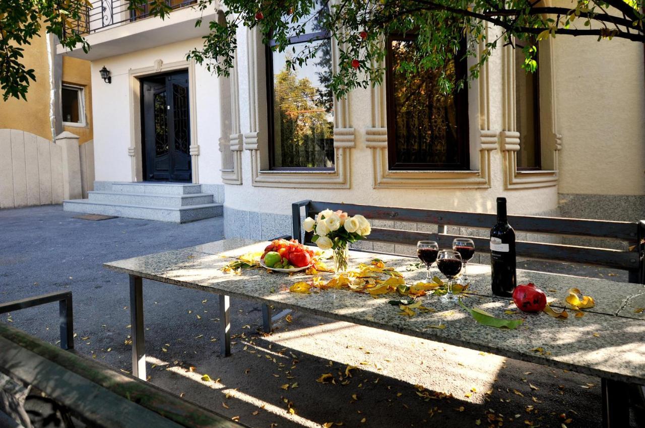 Villa Victoria Тбилиси Екстериор снимка